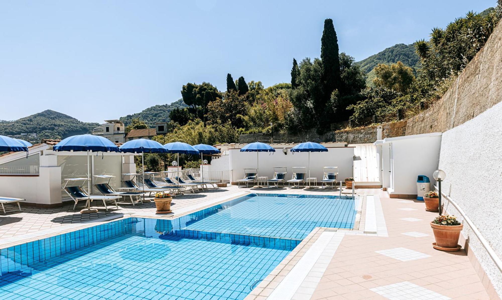 Hotel Villa D'Orta Искья Экстерьер фото